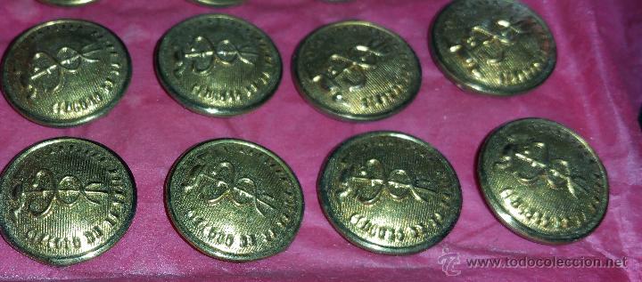Militaria: BOTONES DEL CIRCULO MERCANTIL INDUSTRIAL,PEQUE&Ntilde;OS - Foto 1