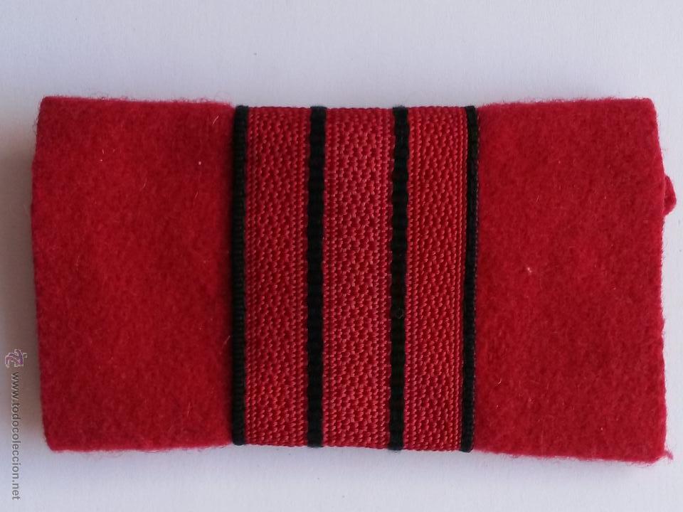 Militaria: galon de cabo de 9,5 x 5,5 cms ejercito espa&ntilde;ol - Foto 1