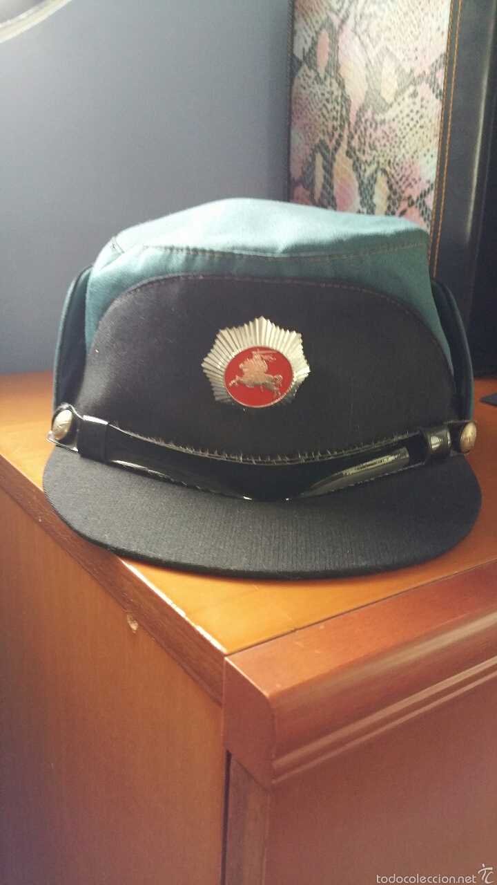 Militaria: Gorra policial letonia - Foto 1