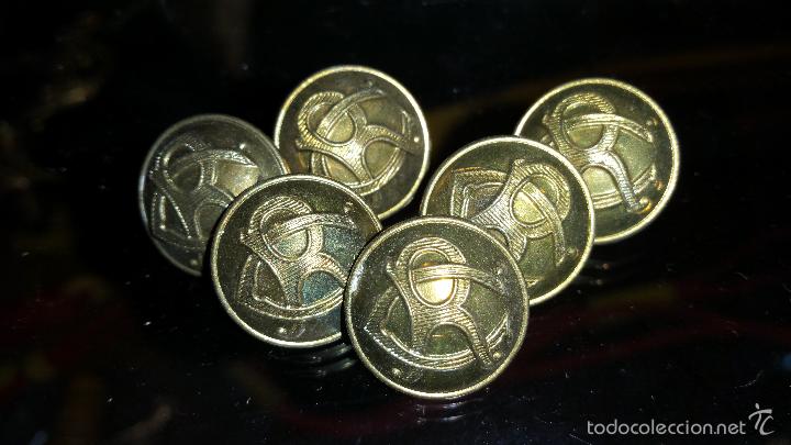 Militaria: BOTONES DE COLEGIOS REALES - Foto 1