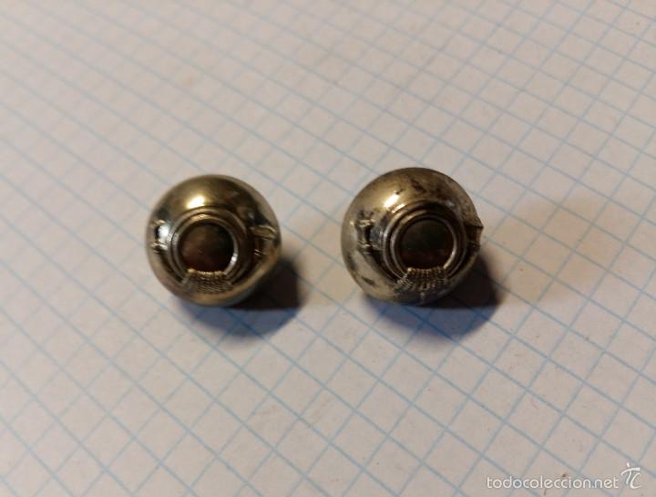 Militaria: 2 botones para gorra de plato, 14 mm - Foto 1