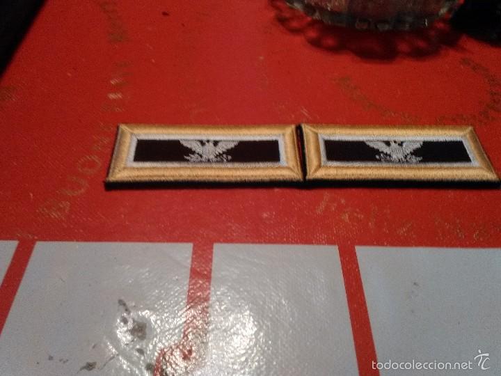 Militaria: hombreras - Foto 1