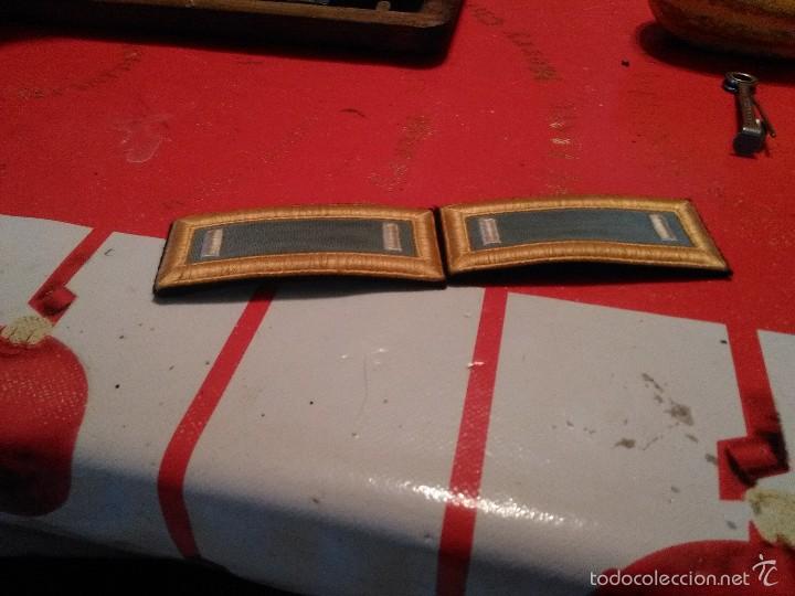 Militaria: hombreras - Foto 1