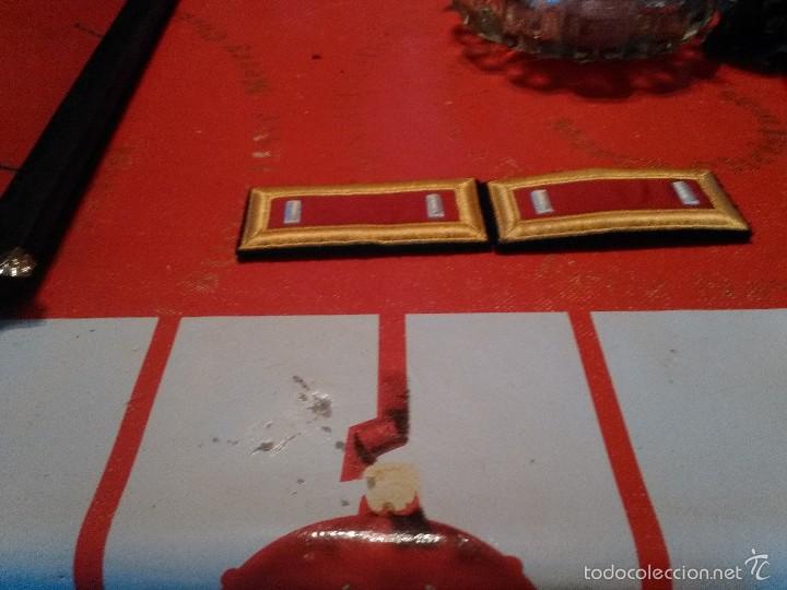Militaria: hombreras - Foto 1