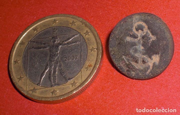 Militaria: Antiguo bot&oacute;n Marina - Foto 1