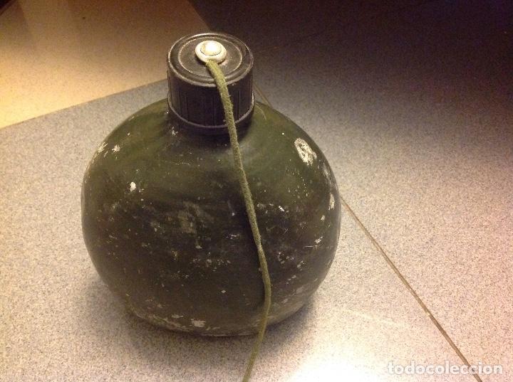 Militaria: Botella del ej&eacute;rcito espa&ntilde;ol. Soldado. - Foto 3