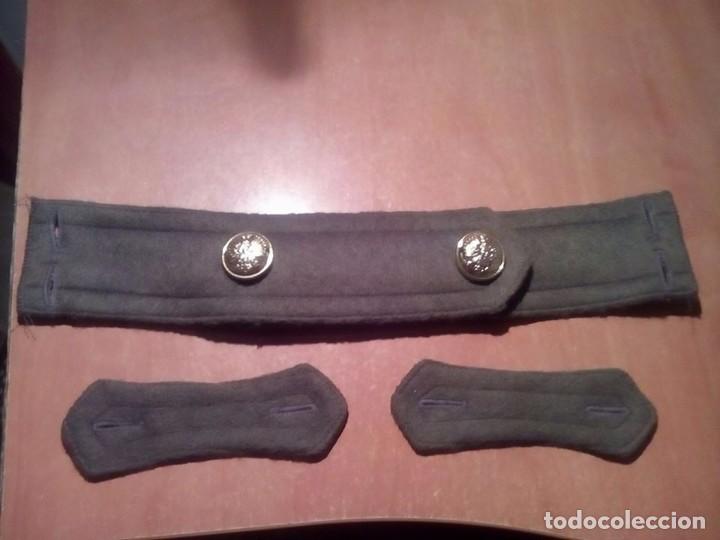 Militaria: piezas uniforme - Foto 1