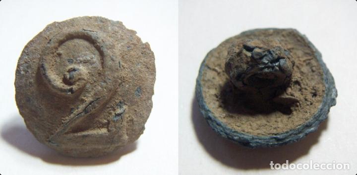 Militaria: BOTON CON N&ordm; 2 - Foto 1