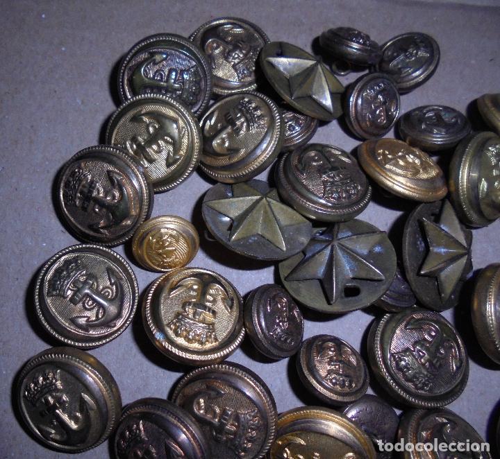 lote de 37 botones militares variados. ver imag - Comprar Botones ...