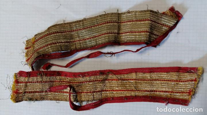 Militaria: Galones de bocamanga - Foto 2