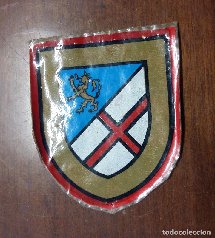 Militaria: Parche de brazo CEA, plastificado - Foto 1