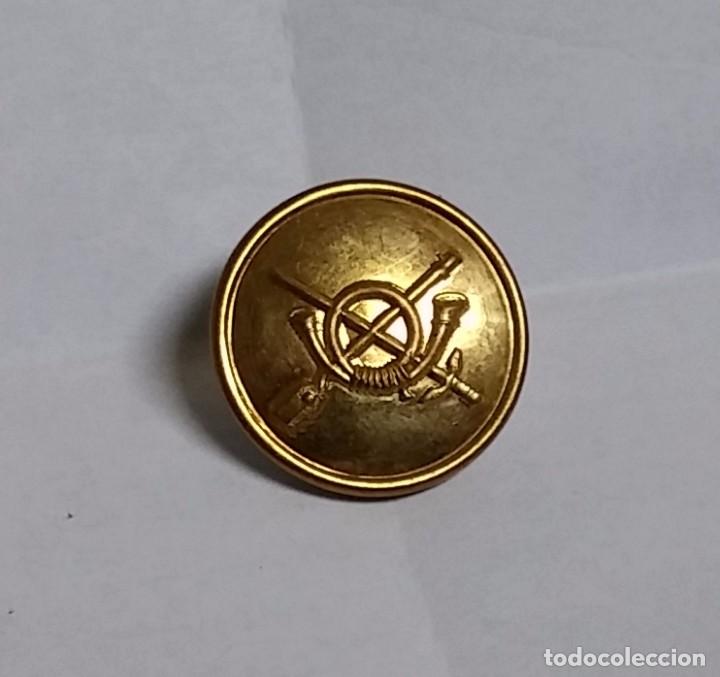 Militaria: BOTON DE INFANTERIA, GRANDE, MIDE 2,2 CMS. - Foto 1