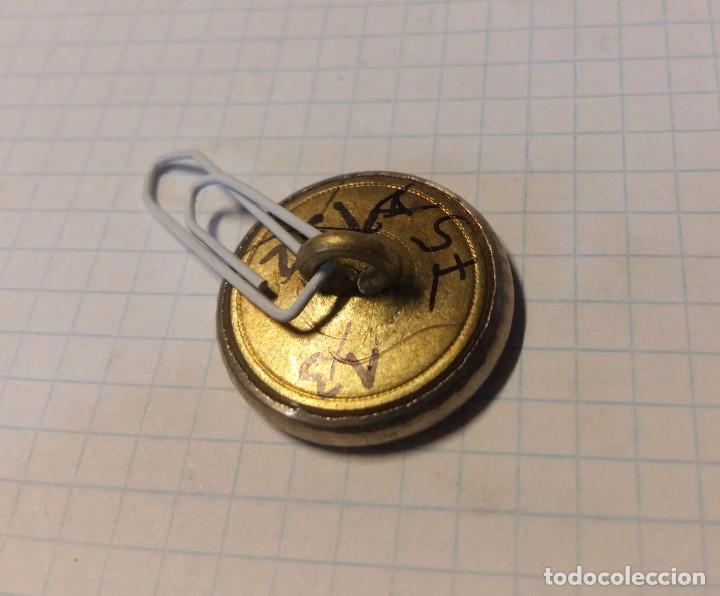 Militaria: Bot&oacute;n de la Cruz Roja, 22 mm - Foto 2