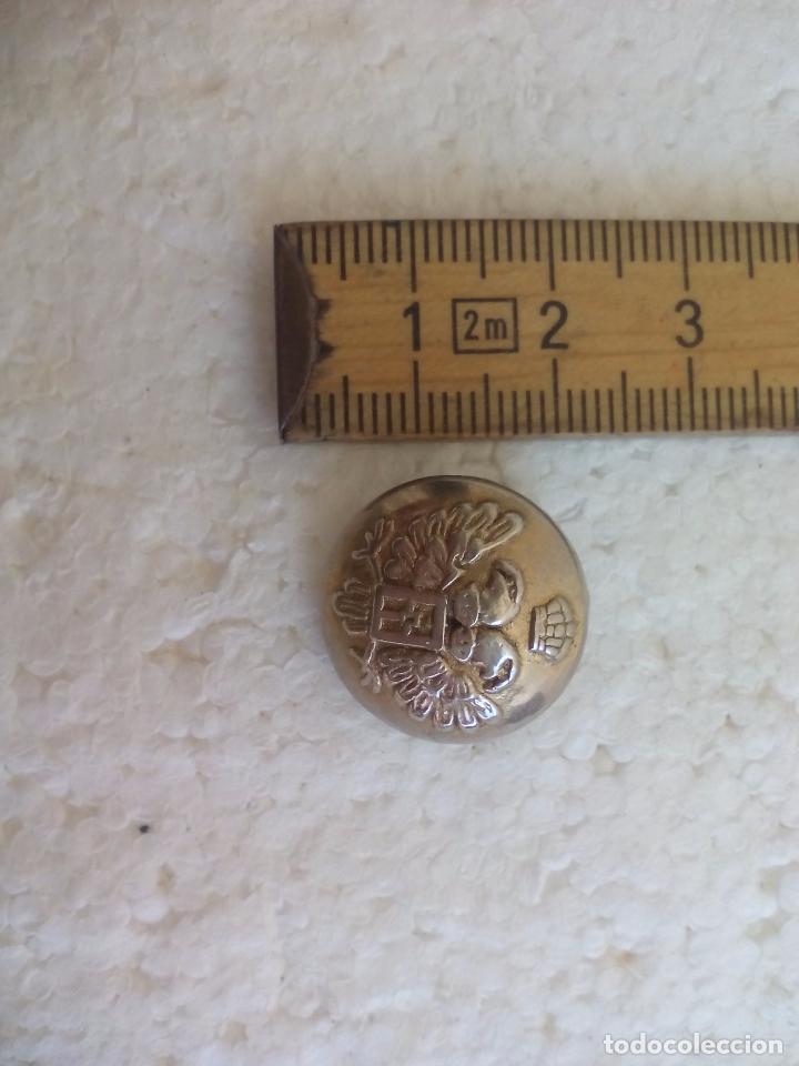 Militaria: Bot&oacute;n antiguo . Button - Foto 1