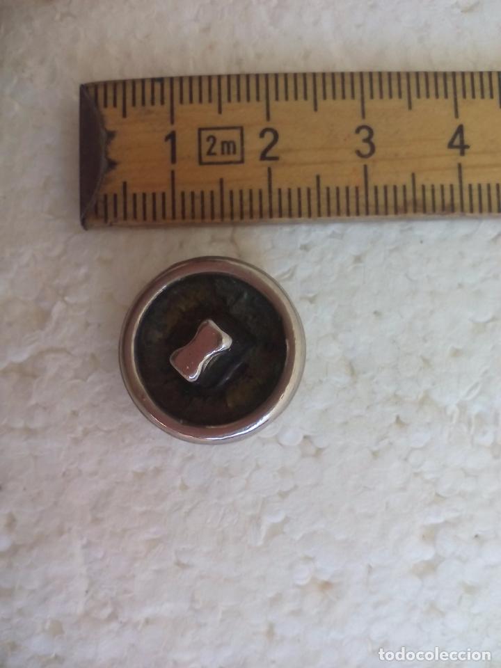 Militaria: Bot&oacute;n antiguo . Button - Foto 2