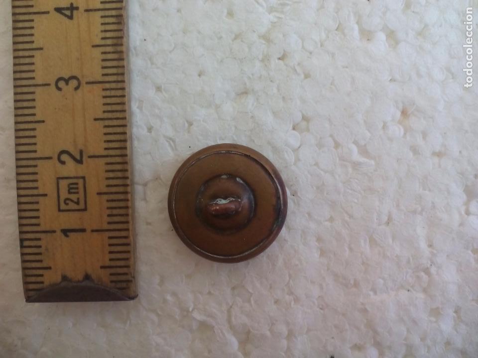 Militaria: Bot&oacute;n antiguo. Button - Foto 2
