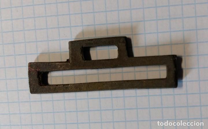 Militaria: Enganche de cintur&oacute;n de 3,9 cm de ancho m&aacute;ximo - Foto 1