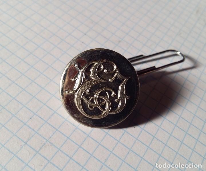 Militaria: Bot&oacute;n con letras, LEJ 22 mm - Foto 1