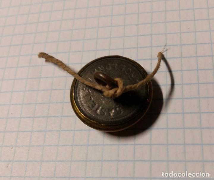 Militaria: Bot&oacute;n CM dorado, 20 mm - Foto 2