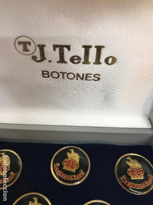 Militaria: CAJA DE 12 BOTONES A ESTRENAR - Foto 2