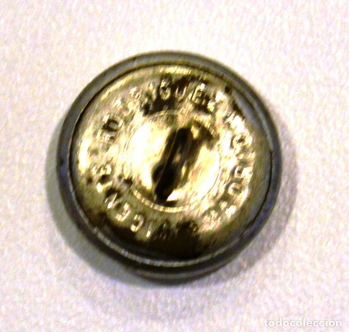Militaria: BOT&Oacute;N CP PLATEADO CON CORONA &Eacute;POCA AXIII 21 MM - Foto 2