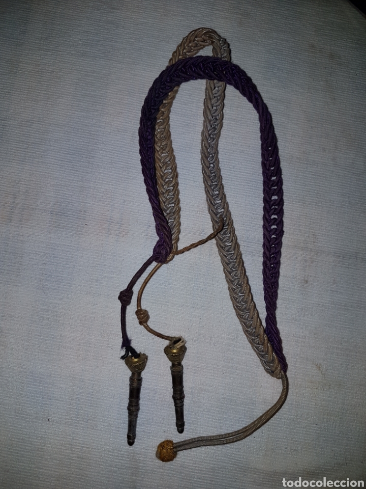 Militaria: Cadeteras moradas y blancas Seu - Foto 1