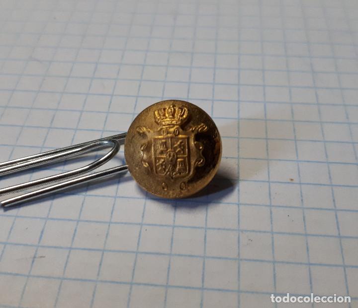 Militaria: Bot&oacute;n superpuesto, 13 mm - Foto 1
