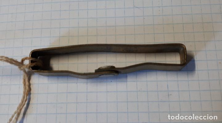 Militaria: Pieza de cintur&oacute;n de los a&ntilde;os 6 - Foto 2