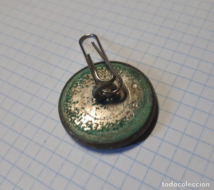 Militaria: Bot&oacute;n &iquest; CHG ?, 26 mm - Foto 2