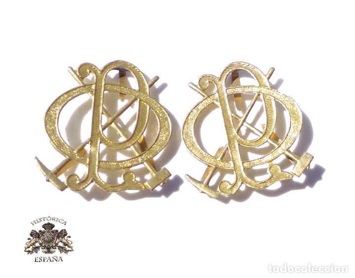 Militaria: DISTINTIVOS DE CUELLO OPERARIOS - Foto 1
