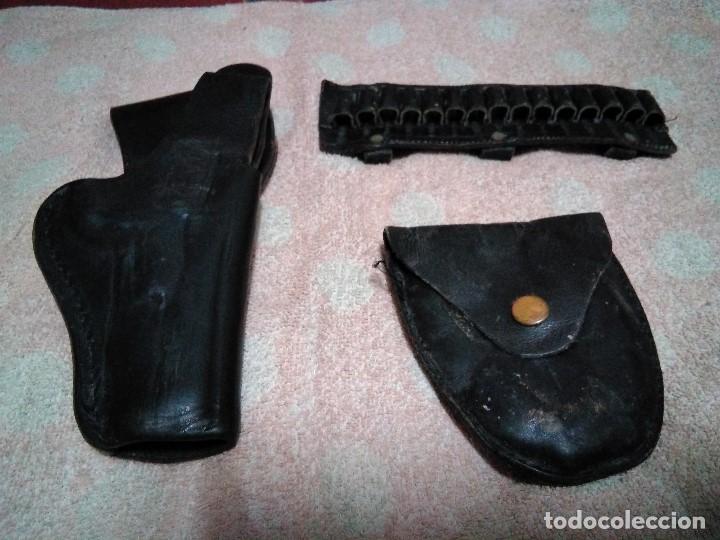 Militaria: conjunto de cartucheras - Foto 1