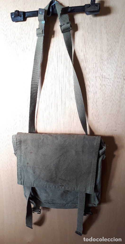 Militaria: Macuto modelo 67 del Ej&eacute;rcito de Tierra, a&ntilde;os 60 - Foto 1