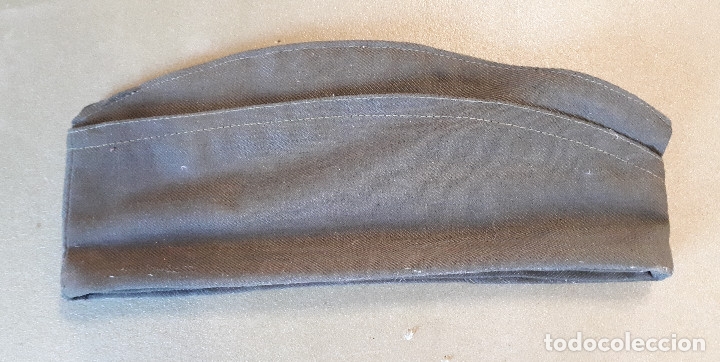 Militaria: Gorrillo checo. Mide 25 cms. de largo. - Foto 2