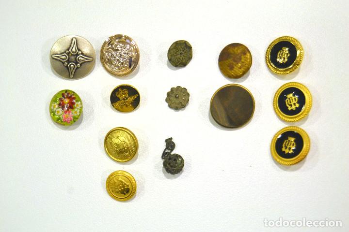 Militaria: BOTONES VARIADOS - Foto 1