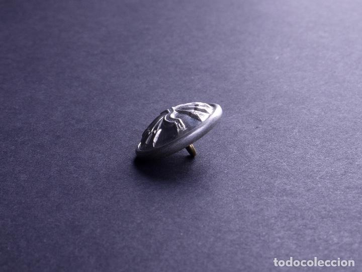 Militaria: BOT&Oacute;N DE LA FALANGE - Foto 3