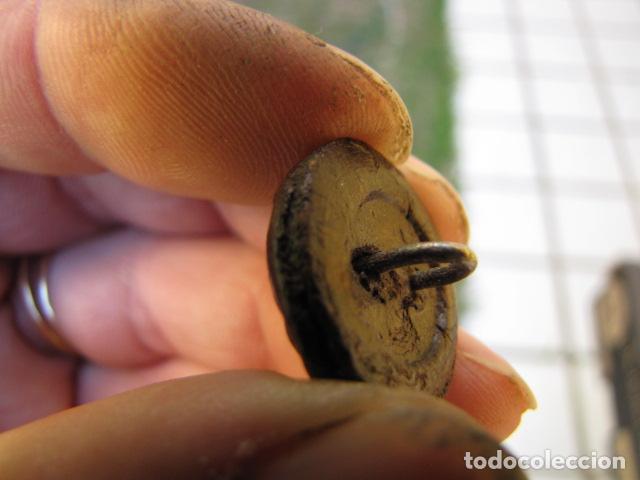 Militaria: 6 Botones Rep&uacute;blica cuero - Foto 7