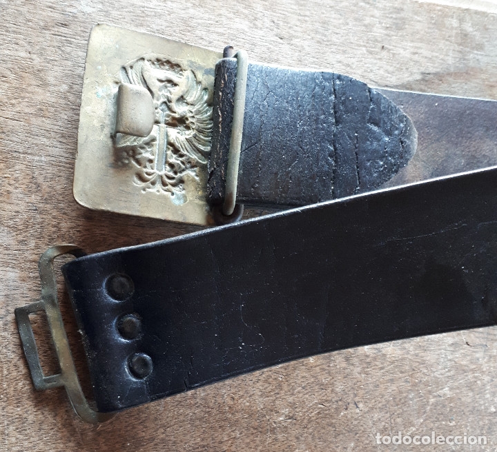 Militaria: Cintur&oacute;n de cuero, &eacute;poca de Franco - Foto 5
