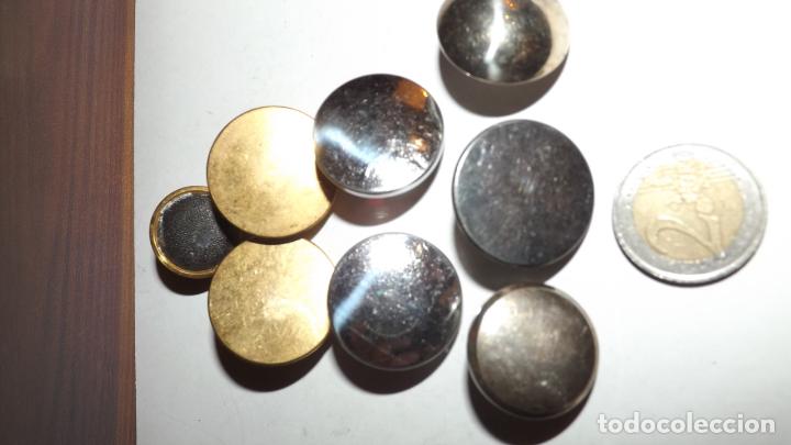 Militaria: lote de botones varios - Foto 1