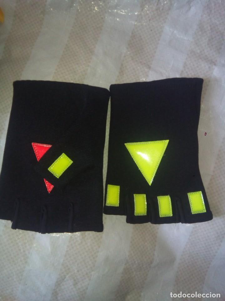 Militaria: GUANTES CON REFLECTANTE - Foto 1