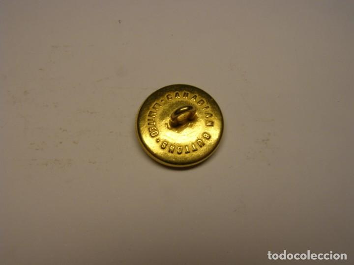 Militaria: Bot&oacute;n militar de Canada.  N&ordm; 4. - Foto 2