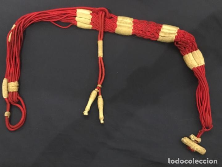 Militaria: Faja de nudos para uniforme lancero Escolta de Franco