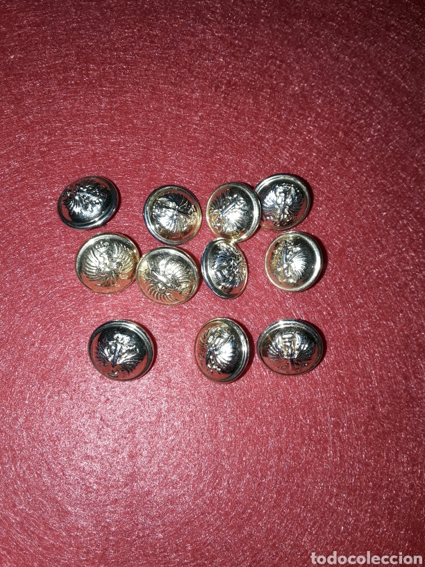 Militaria: Lote 12 botones peque&ntilde;os del Ej&eacute;rcito de Tierra - Foto 1
