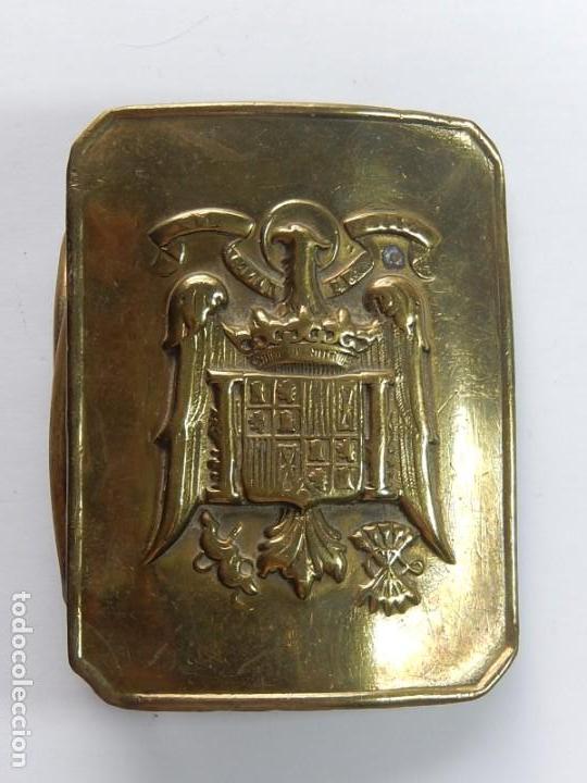 Militaria: Hebilla. Regimiento Guardia de S.E. el Jefe del Estado y General&iacute;simo de los Ej&eacute;rcitos. - Foto 3