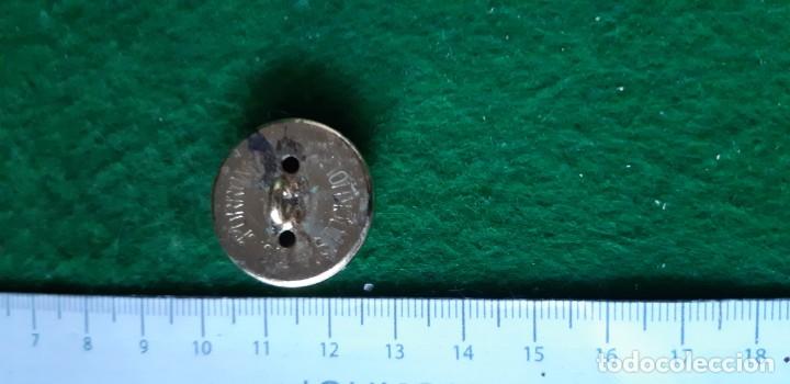 Militaria: BOT&Oacute;N GRIFO. - Foto 2