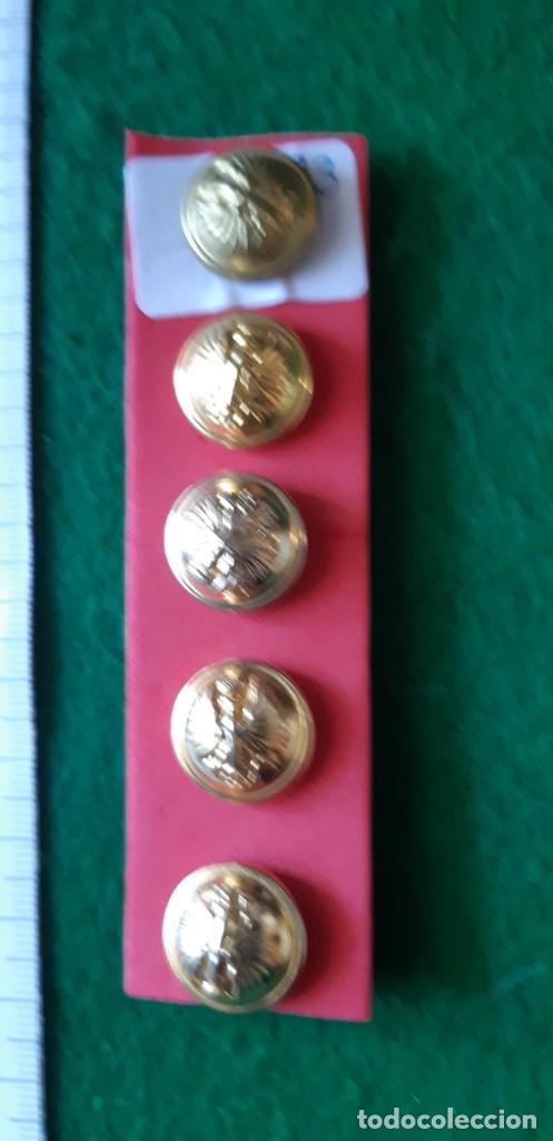 Militaria: BOTONES EJ&Eacute;RCITO DE TIERRA. - Foto 1