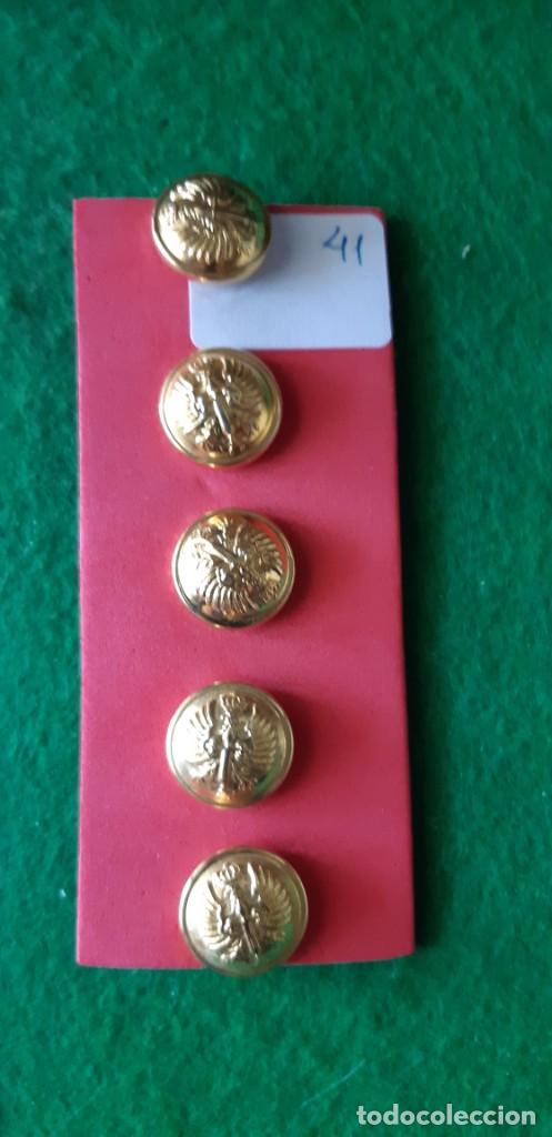 Militaria: BOTONES EJ&Eacute;RCITO DE TIERRA. - Foto 1