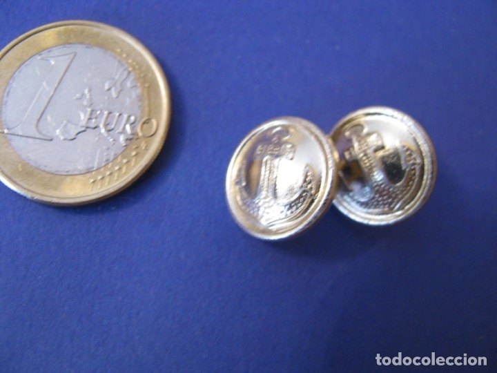 Militaria: 2 BOTONES DE UNIFORME ARMADA URSS. - Foto 1