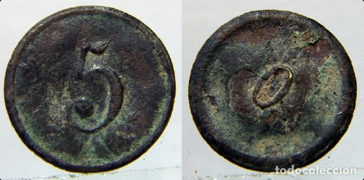 Militaria: Viejo boton con el n&ordm; 5 - Foto 1