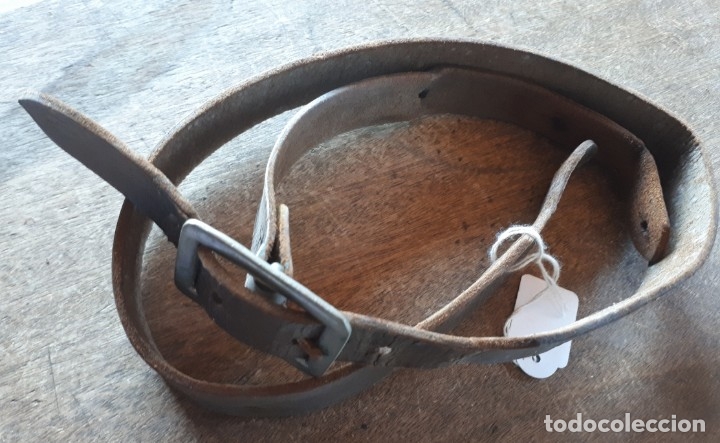 Militaria: Trincha marr&oacute;n, incompleta - Foto 1