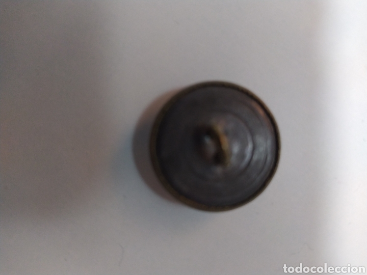 Militaria: Bot&oacute;n de &eacute;poca de la Rep&uacute;blica del Ej&eacute;rcito del aire. - Foto 3